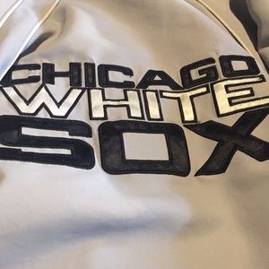 Men’s Chicago White Sox Windbreaker